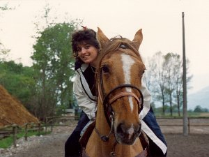 1992 - 05 Colico a cavallo Week End a Colico con Sandro Senaldi, Giovanni Corbellini, Marco Malacarne noi e Mario. Decidiamo una gita a cavallo al...