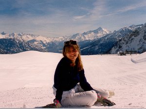 1995-03 Courmayeur Per il compleanno di Laura decidiamo di fare un week-end lungo a Curmayeur. Prenotiamo all'hotel della funivia ad...