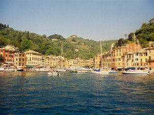 1998-05 Trofeo Zegna Prima regata dopo le bimbe ed ultima edizione del trofeo Zegna aperto a tutti. Siamo in rada a portofino con Laura che...