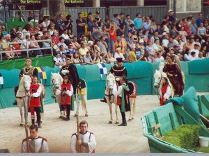 2000-05 Palio di Ferrara Gita in moto via Bologna, fino a Ferrara e ritorno dalla padana superiore. La domenica mattina giro in bici per la...