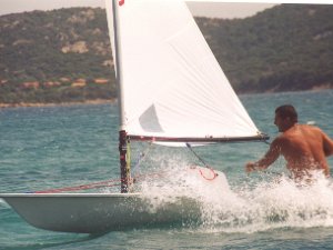 2002-08 Sardegna Secondo anno a porto Mannu. Con noi ci sono anche Tiziana (incinta di Andrea) e Alessandro Favenza. Sole mare e Vento,...