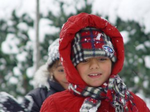 2005 - 02 Varie Carnevale da "principesse", il compleanno di Benedetta, ma sopratutto la neve a San Felice... e per un giorno la mamma...