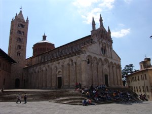 2006-04 Toscana We al Gioiello nella valle di Massa Marittima e da li' gironzoliamo a vedere casali e borghi sognando la nostra pensione