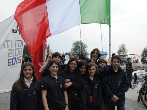 2009-03 Torbole Regata internazionale sul lago di garda con quasi 1000! optimist da tutto il mondo. Uno spettacolo per tutti