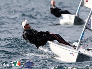 2013-03 Varie La vita delle ragazze è sempre più regolata dalla vela, sono ormai tutte bravissime