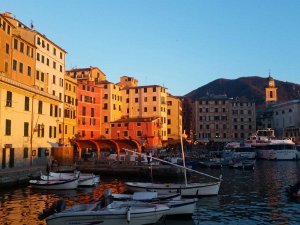 2015-03 Camogli Nonna Bruna Week end organizzato per i 70 anni della nonna Bruna. Tutti a Camogli all'Hotel i tre merli proprio nel porticciolo....