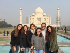 2016-01 India Una vacanza bellissima: prima Delhi, poi Agra, Jaipur, Bikaner e Mandawa per il giro del Rajastan. La seconda parte alle...